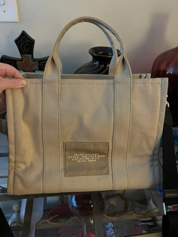 Marc Jacobs Canvas Bag - Image 8