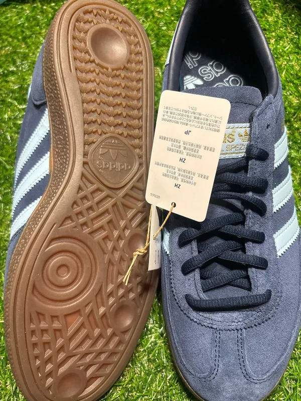 Adidas Spezials unisex style and color women 10, men’s 9 - Image 4