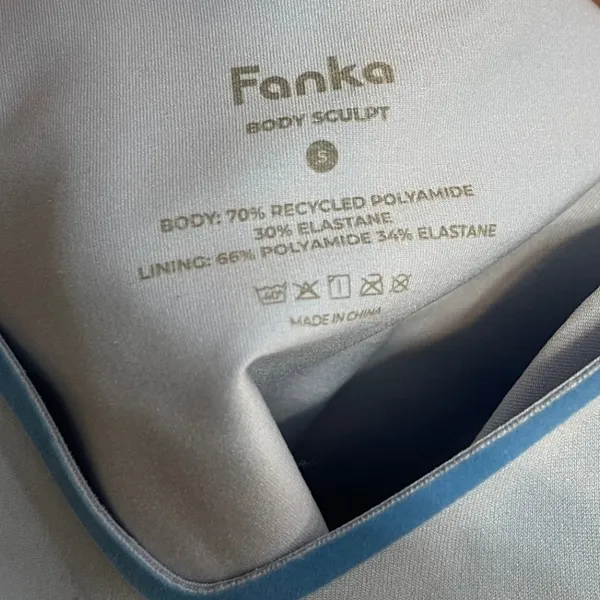 Fanka Body Sculpt Sports Bra Tank Top Light Blue Size Small Sleeveless Crop - Image 2