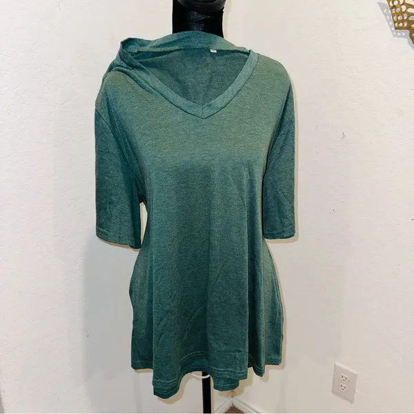 Women's Green V - Image 2