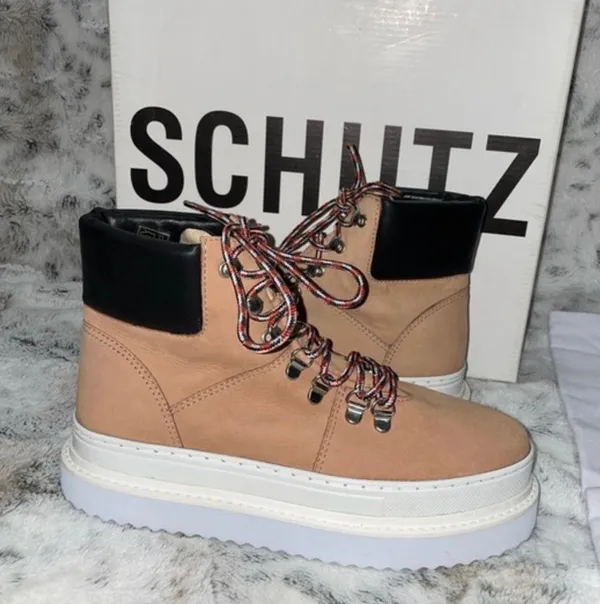 Schutz 🆕 BNIB | Marlua Leather Platform Lace Up Boot | Honey Beige & Black - Image 3