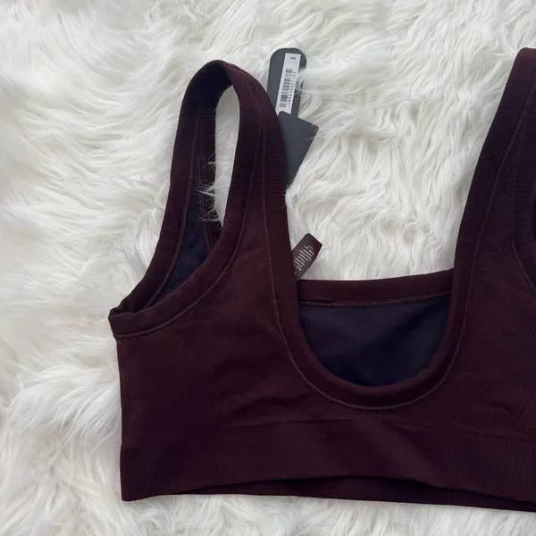 Nike Skims Vintage Seamless Scoop Bra Currant Size Small - Image 7