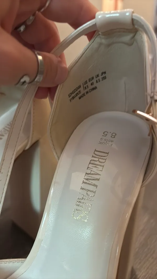 Dream Pairs High Heels - Image 3