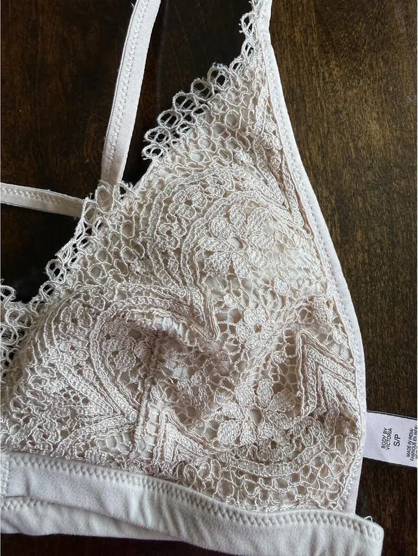 Victoria's Secret Body by Victoria Lace Bralette Cream Size S/P - Image 7