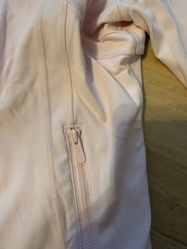 Lululemon Zip-Up Baby Pink - Image 2