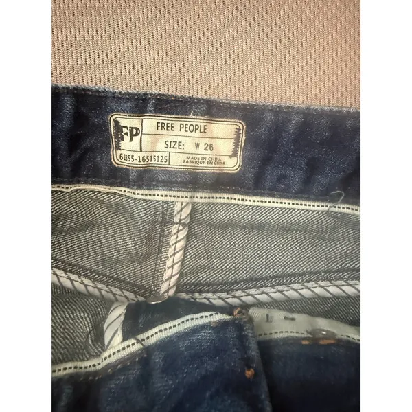 Free People Jean shorts size 26 western vacation summer cut off - Image 3