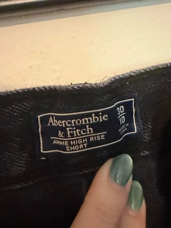 Abercrombie & Fitch Annie High Rise Denim Shorts - Image 3