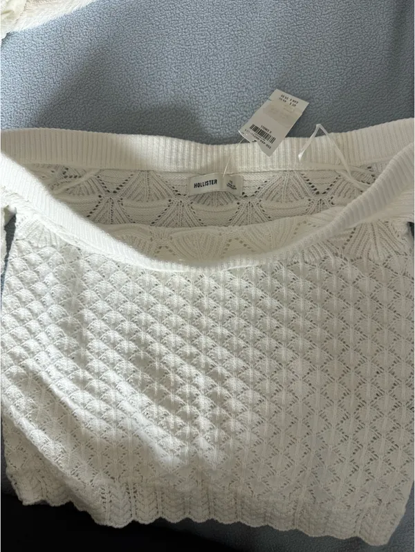 Hollister top - Image 2