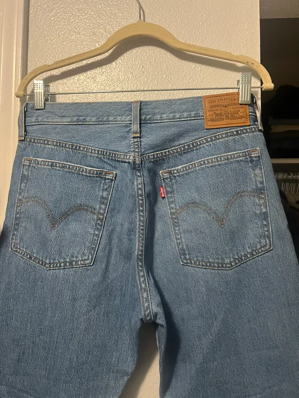 Levi’s Wedgie Straight Jeans - Image 2