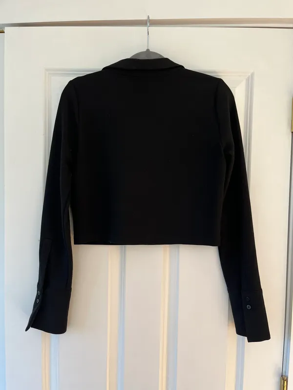 ZARA Crop Top v Neck - Image 2