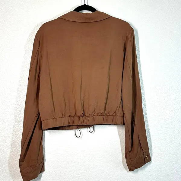 L Lulus Eldora Brown Cropped Utility Jacket Full Zip Top Safari Women's - Image 4
