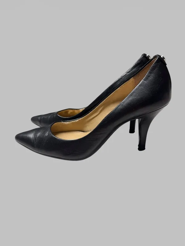 Michael Kors Black Pointed-Toe Leather Pumps - Image 6