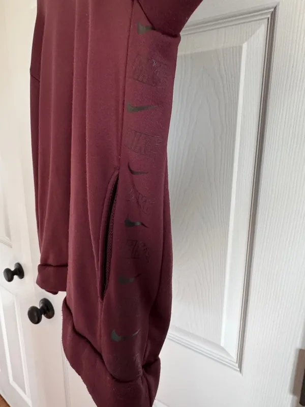 Nike Women's Burgundy Hoodie with Small Swoosh - Image 3
