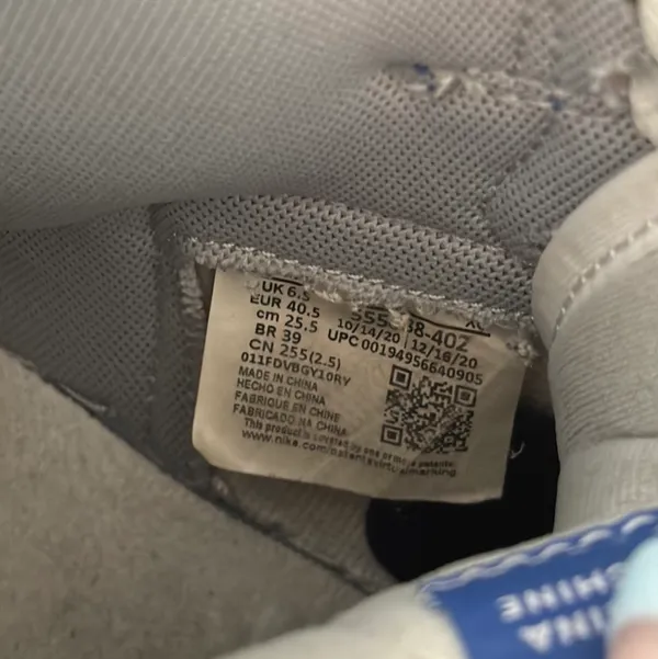 Air Jordan 1 Retro High Og Hyper Royal - Image 5