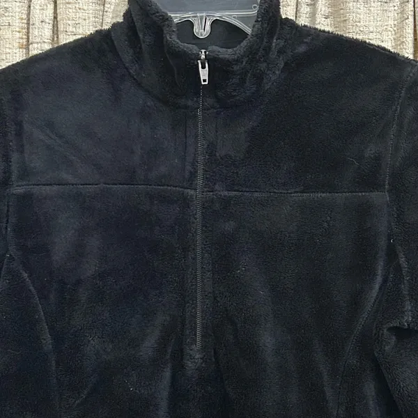 Patagonia Plush Synchilla Marsupial 1/2 Zip Pullover  - Image 2