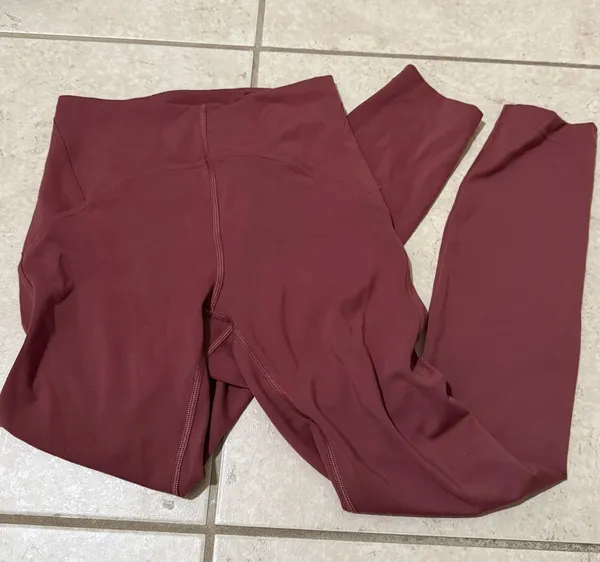 Lululemon 28” Align Leggings - Image 2