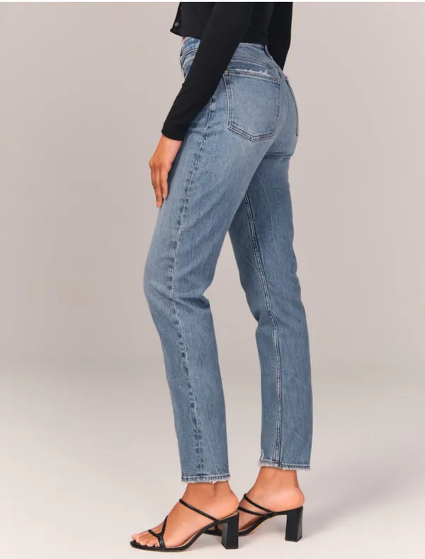 High-Rise Mom Abercrombie Jeans - Image 3