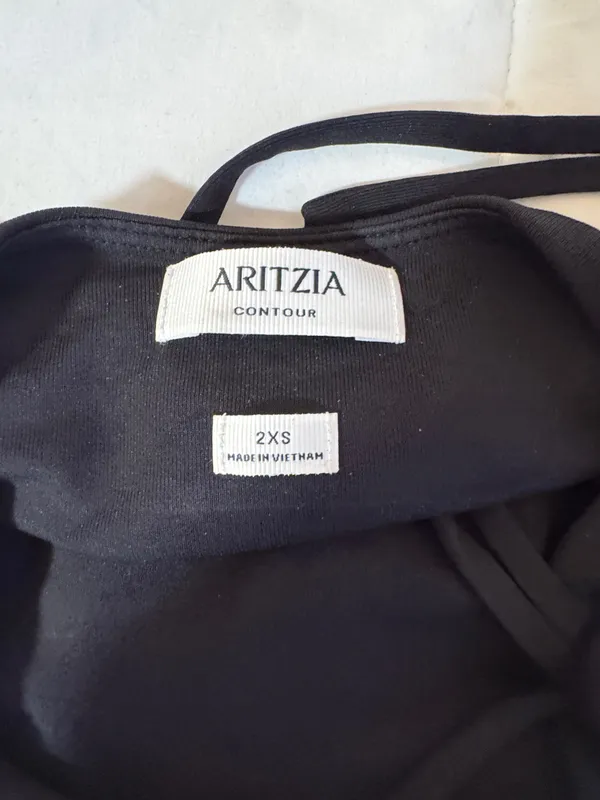 Aritzia Tank Top - Image 4
