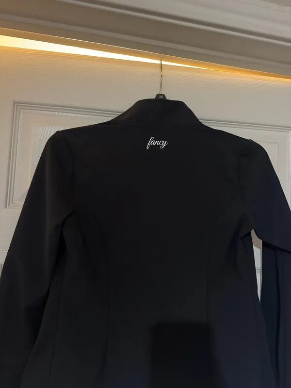 FANCY FIT FLOW FRONT ZIP JACKET- Black - Image 2