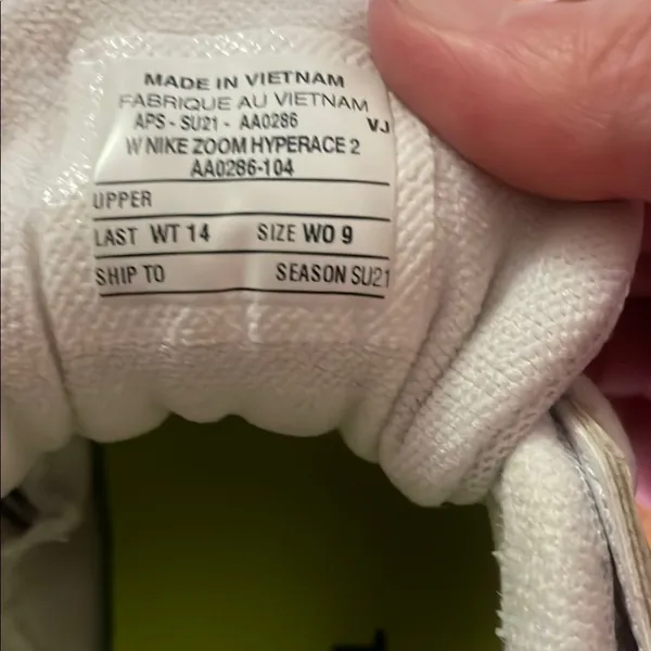 Nike White Volleyball Sneakers with Blue Accents size W9 - Image 5