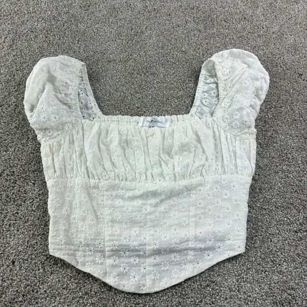 White Eyelet Embroidered Puff Sleeve Crop‎ Top Juniors M Cottagecore Coquette - Image 3