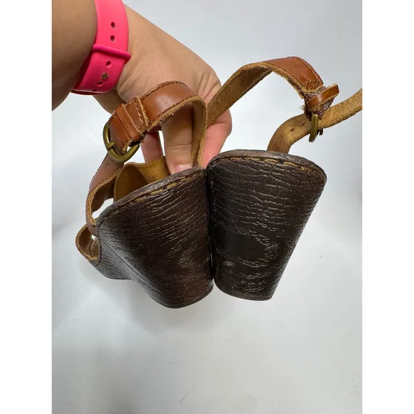 Born Wedge Sandals Womens 8 Brown Good Leather Slingback Crisscross D29526 boho - Image 5