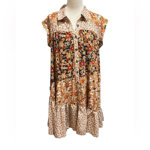 BiBi Floral mini dress, flutter sleeves, button - Image 2