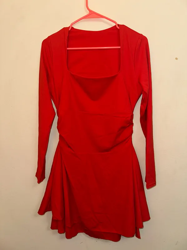 Red square neck ruffle hem mini dress Size L - Image 3