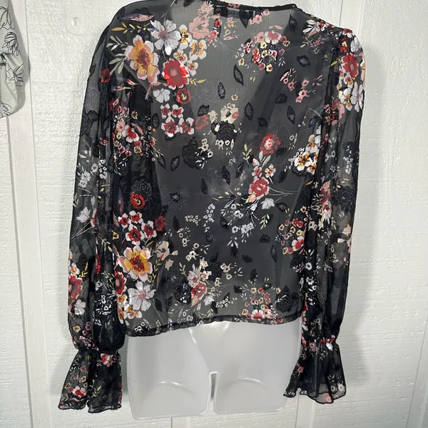 Nasty Gal Black Floral Sheer Top Size 4 EUC - Image 6