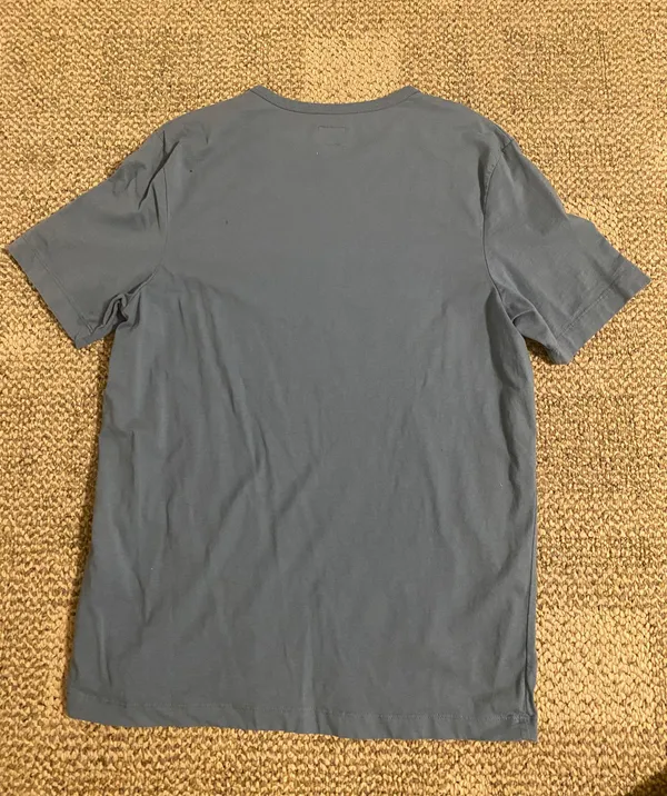 Calvin Klein Graphic Tshirt - Image 3