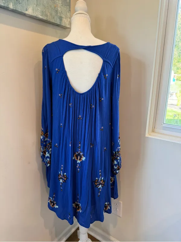 Free People Boho Royal Blue Embroidered Midi Dress Small - Image 2
