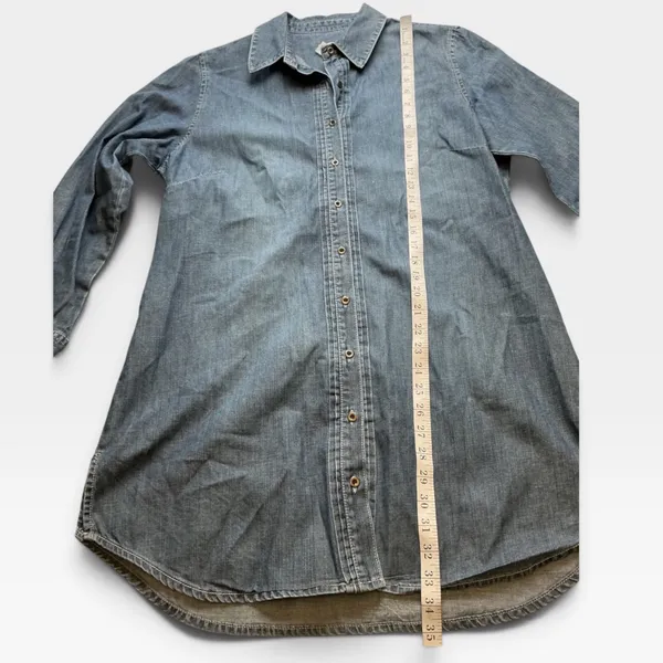 Chico's Women Blue Denim Tunic Button Down Shirt Cotton Size 2 Medium Wash L - Image 6