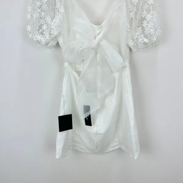 Lulus Charming Potential White Organza Backless Puff Sleeve Mini Dress M NWT - Image 14