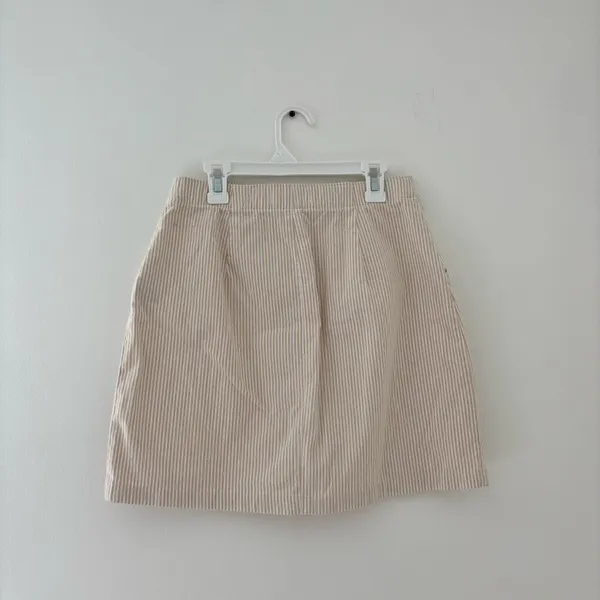 Hollister Beige and White Striped Mini Skirt - Image 3