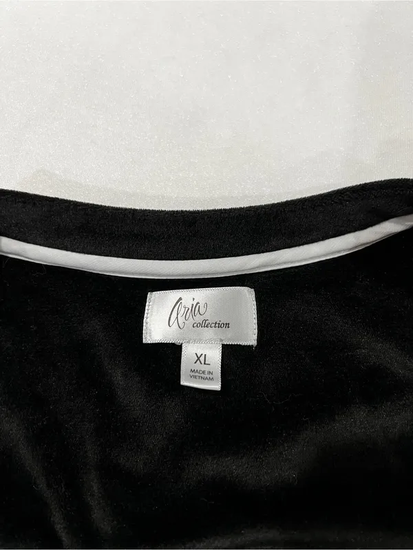 Aria Collection Velour Long Sleeve Nightgown Pajama Dress Lounge Size XL Black - Image 10
