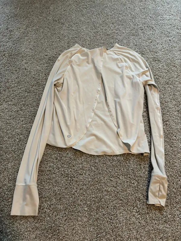 Lululemon Long Sleeve UV - Image 7