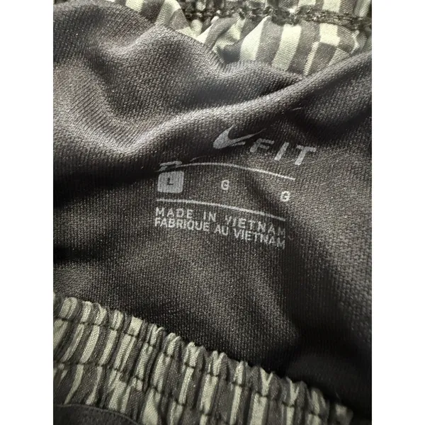 Nike Air Women's Running‎ Shorts Gray Athletic Lettering L Large - Image 5