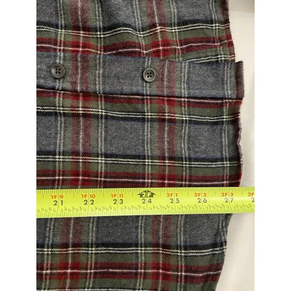 L.L. Bean Gray Stewart Plaid Flannel Slightly Fitted Shirt Womens Size Medium - Image 10