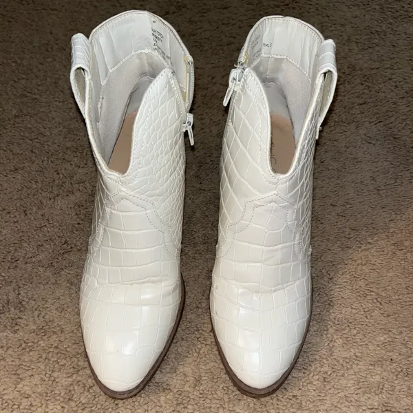 Belk Short white cowboy boots - Image 5