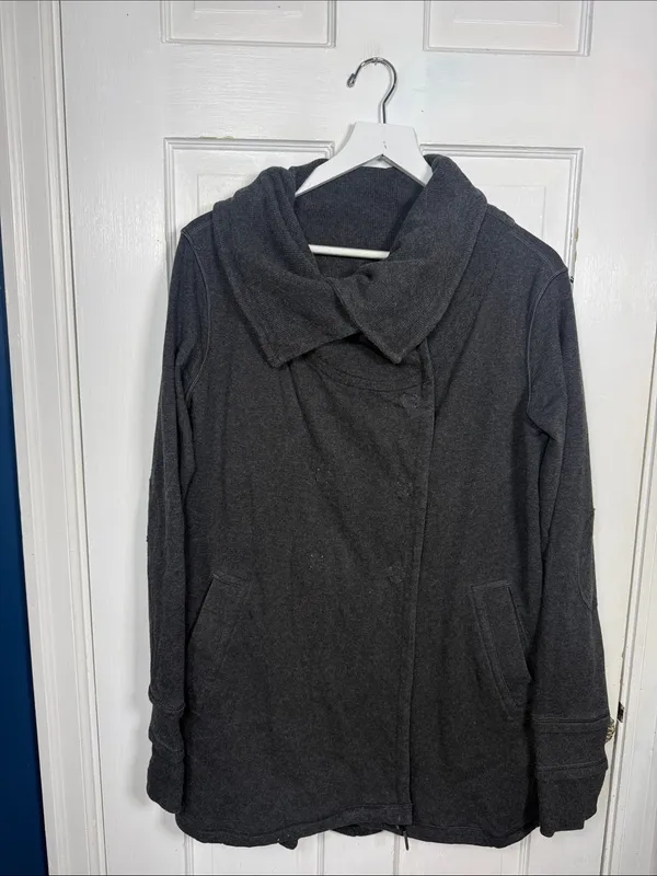Lululemon Cozy Warm Gratitude Wrap Jacket in Heathered Black W2557 Sz 10 - Image 8