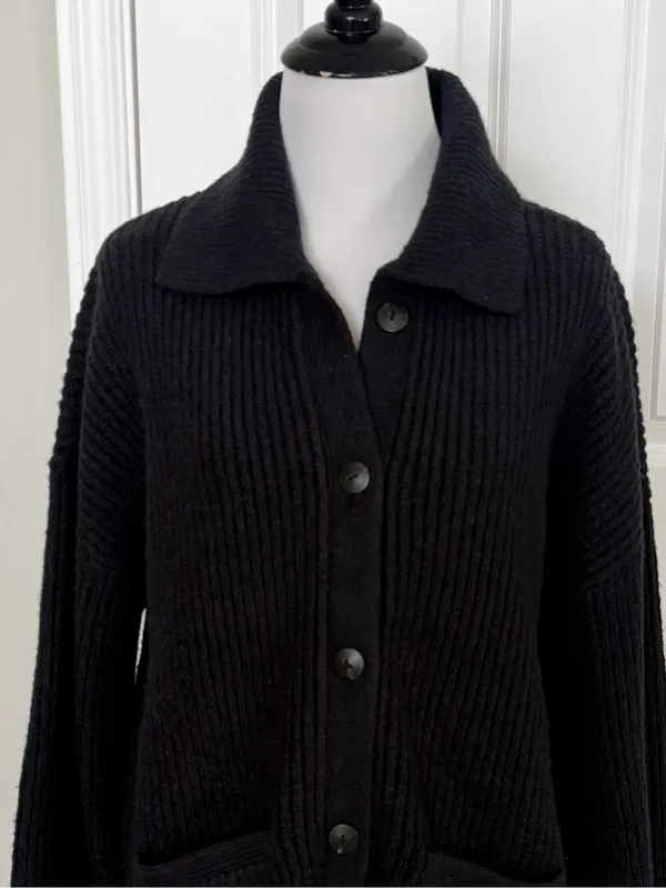 Abercrombie & Fitch Button-Up Collared Cardigan Black Size Small - Image 3