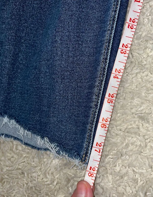American Eagle Outfitters Distressed High Rise Mom Jeans Size 10 - Image 3