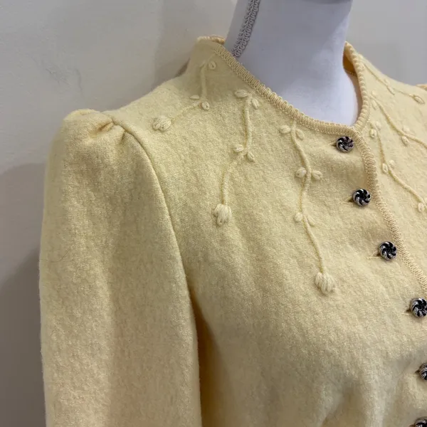 VTG Geiger Tyrol Butter Yellow Boiled Wool Sweater Jacket Floral Embroidered S - Image 3