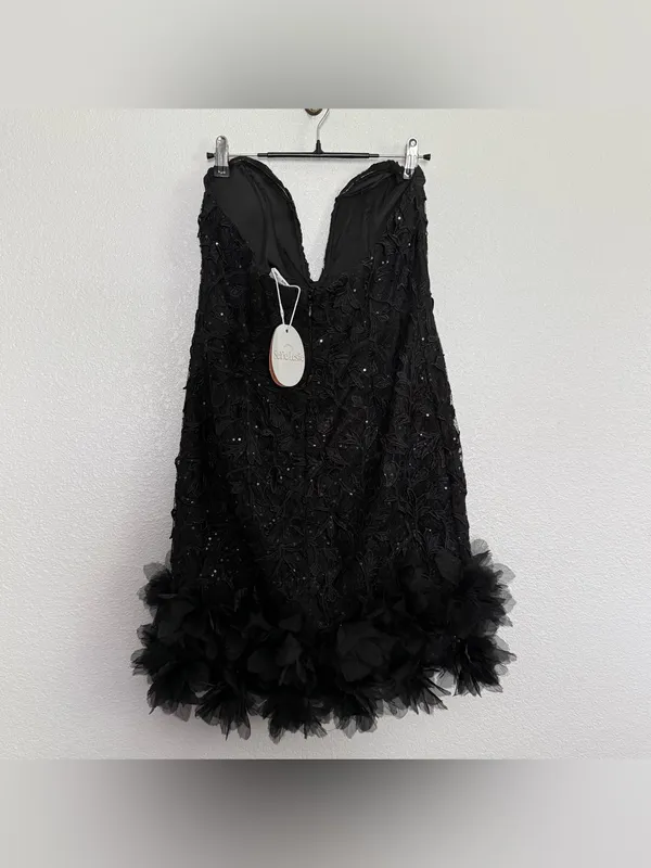 NWT Selfie Leslie Time Of My Life Applique Mini Dress Black Large - Image 7