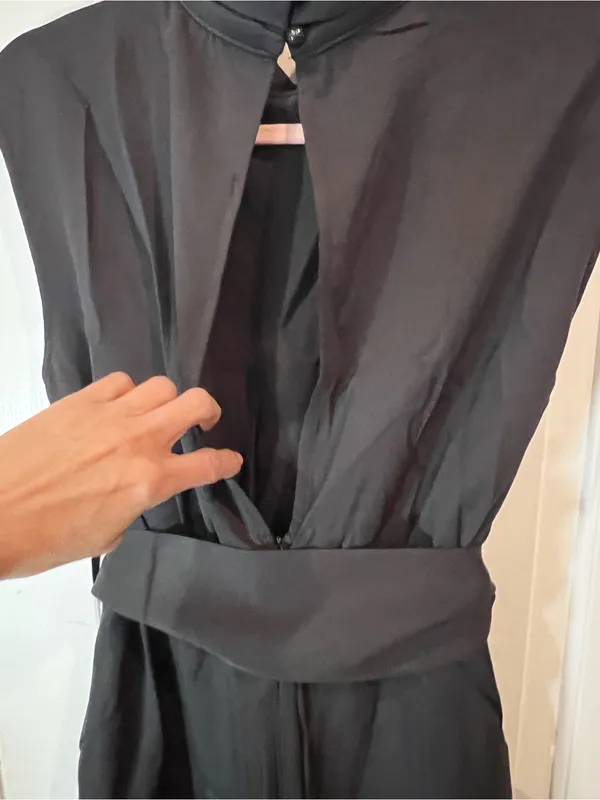 Commense Solid Slit Belted Mock Neck Midi Dress Black Size M NWT Sold Out - Image 9