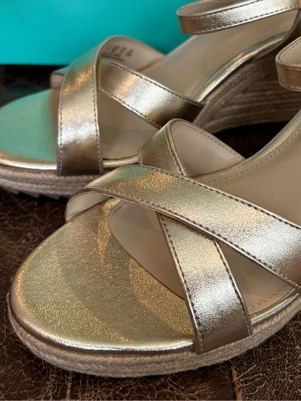 Ankis Metallic Gold Crisscross Straps Ankle Buckle Espadrille-Style Wedge Sandal - Image 7