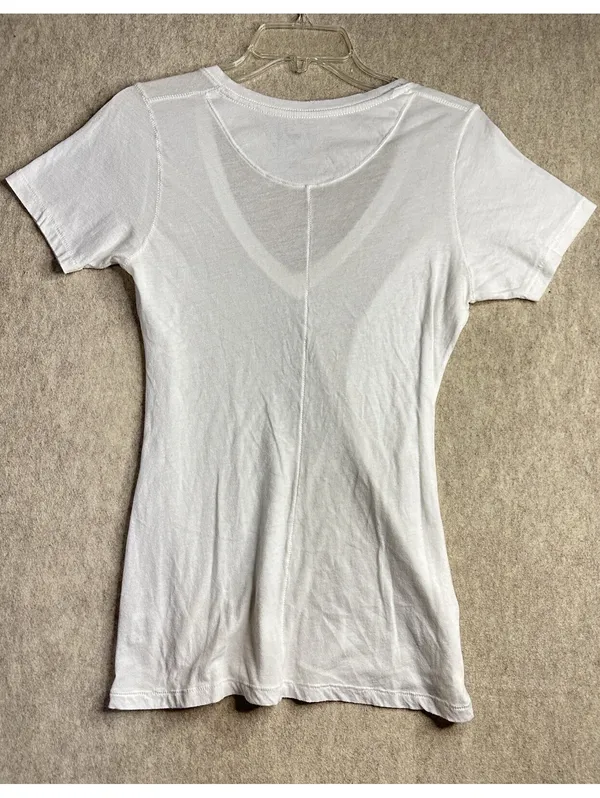 WE THE FREE White Tee V-Neck Women’s Medium Short Sleeve Lightweight - Image 5