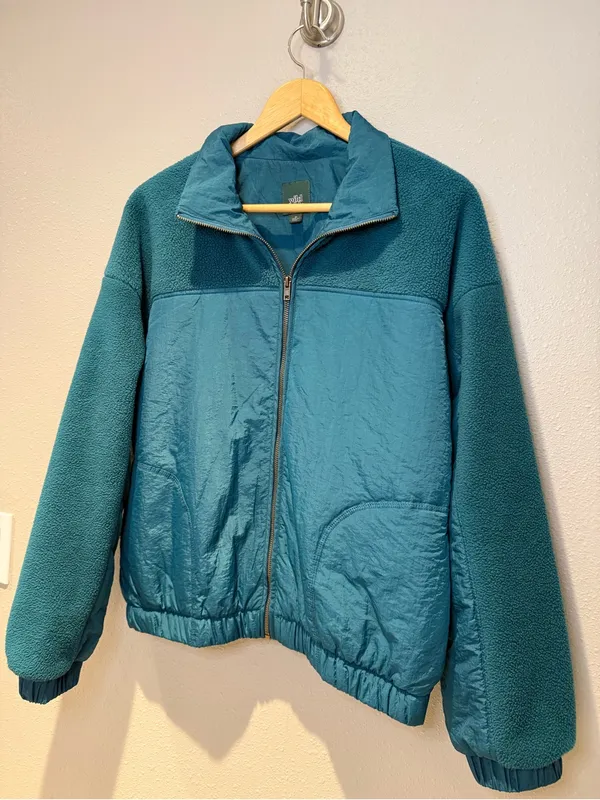 Wild Fable Teal Blue Nylon Colorblock Zip Up Jacket Mock Neck Size Medium - Image 2