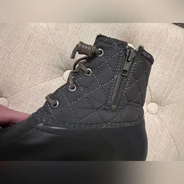 Sperry Saltwater Quilt Boots- 7.5 Women’s - Image 9