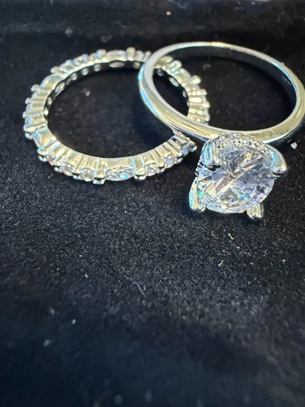 Stunning Oval CZ Engagement Ring & Wedding Band Set White Gold-Tone Size 7 - Image 3